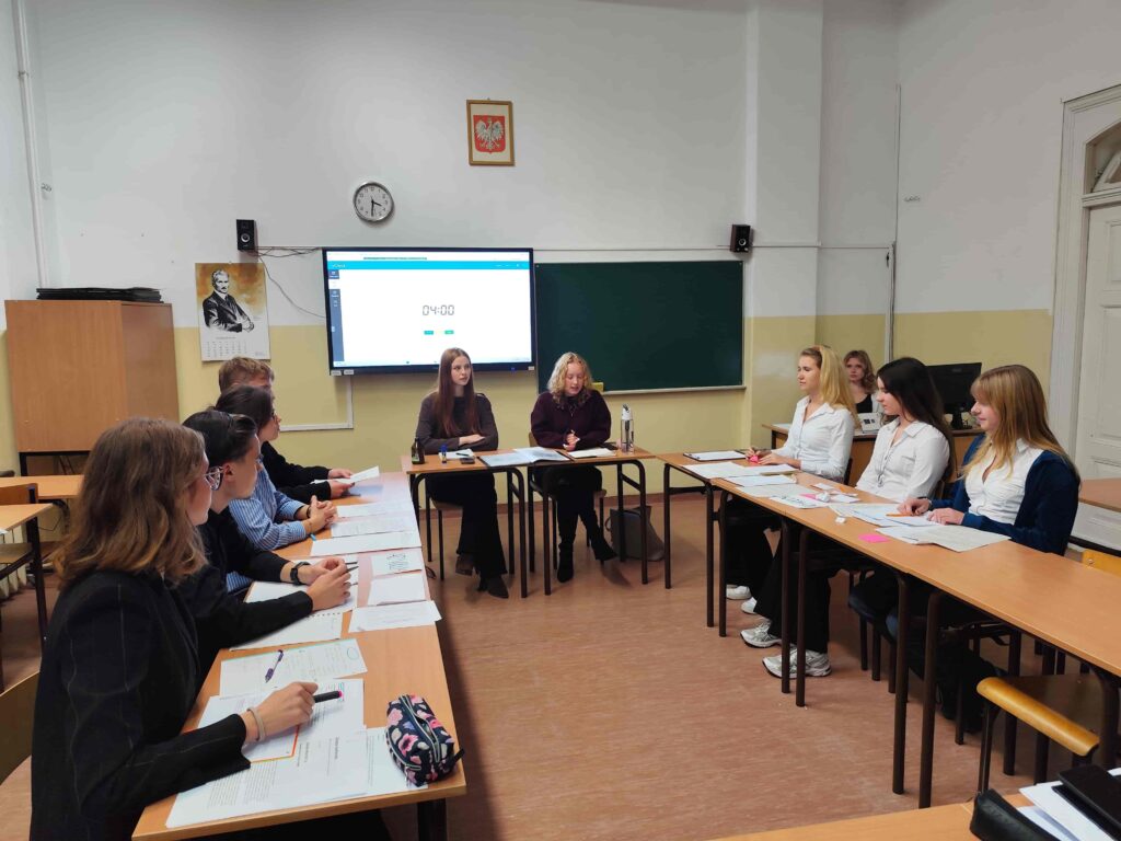Szkolny Turniej Debat Oksfordzkich 2025/2026 czas zacząć!