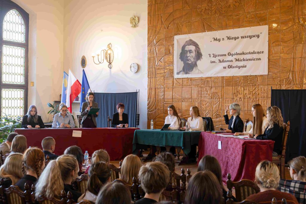 Finał Szkolnego Turnieju Debat Oksfordzkich 2025/2026